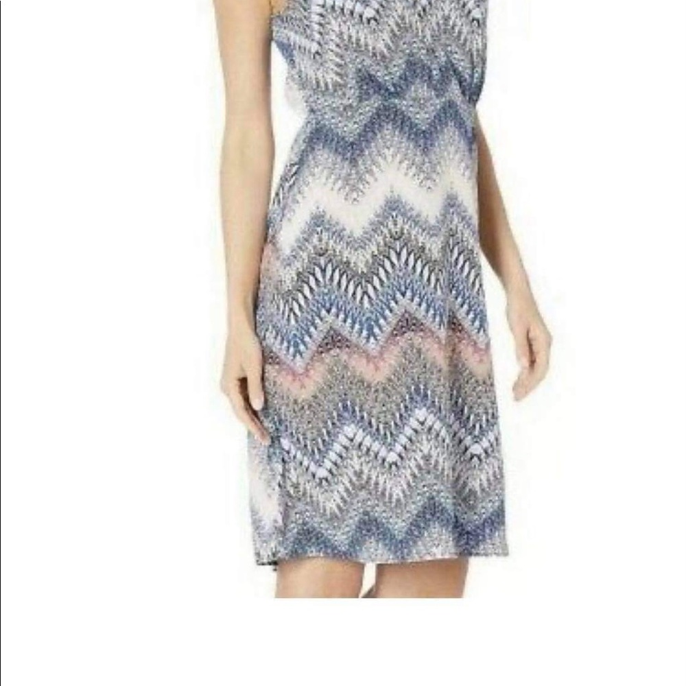 Dress - Picture 2 of 12